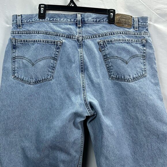 Vintage Levis 545 Jeans Men's 44 x 30 Blue Denim 100% Cotton Brown Tab Loose Fit - Picture 8 of 13